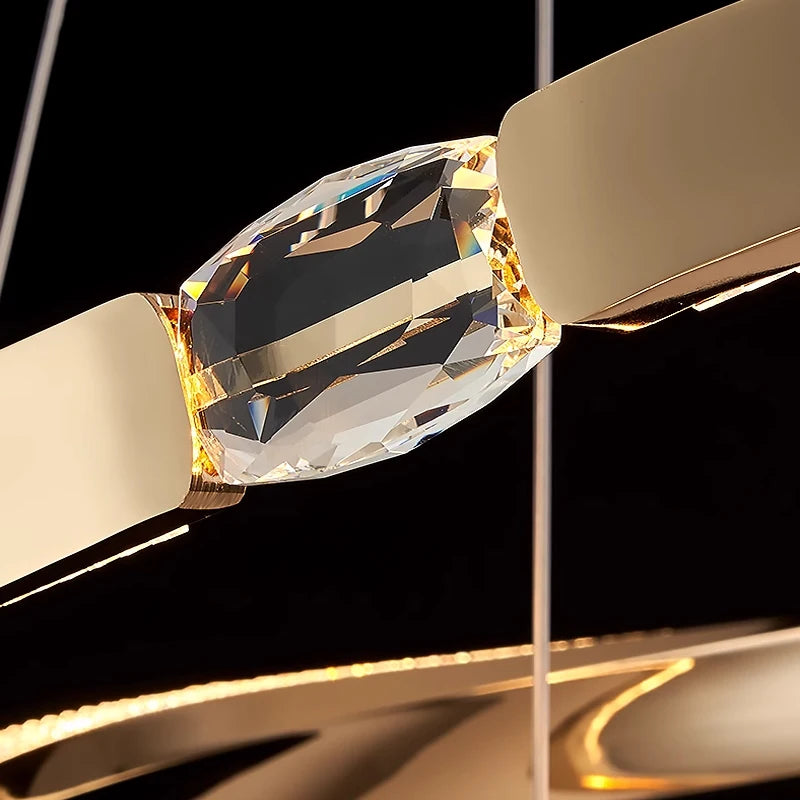 potrójny żyrandol okrągły