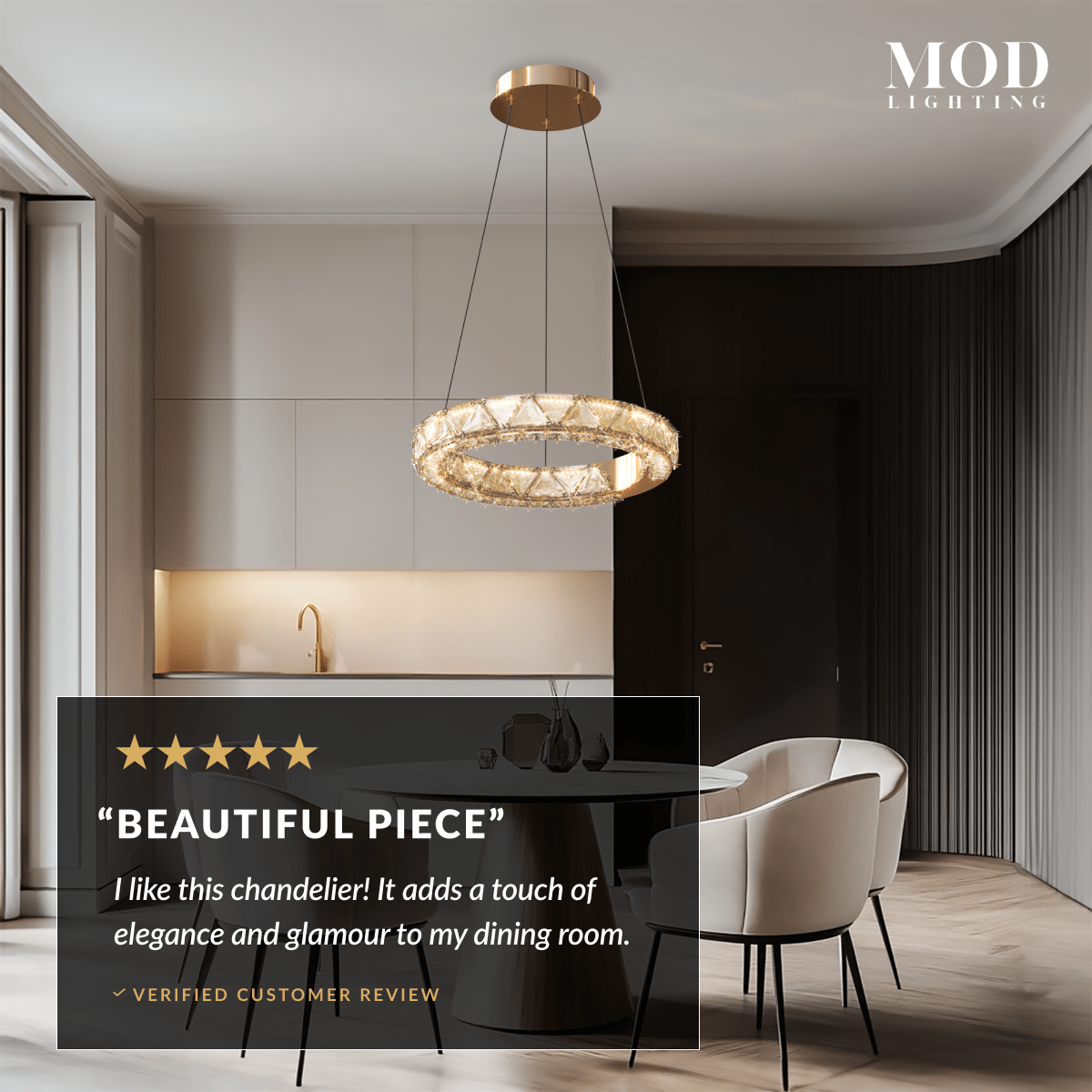 nowoczesny żyrandol z kryształem i wykończeniem rose‑gold