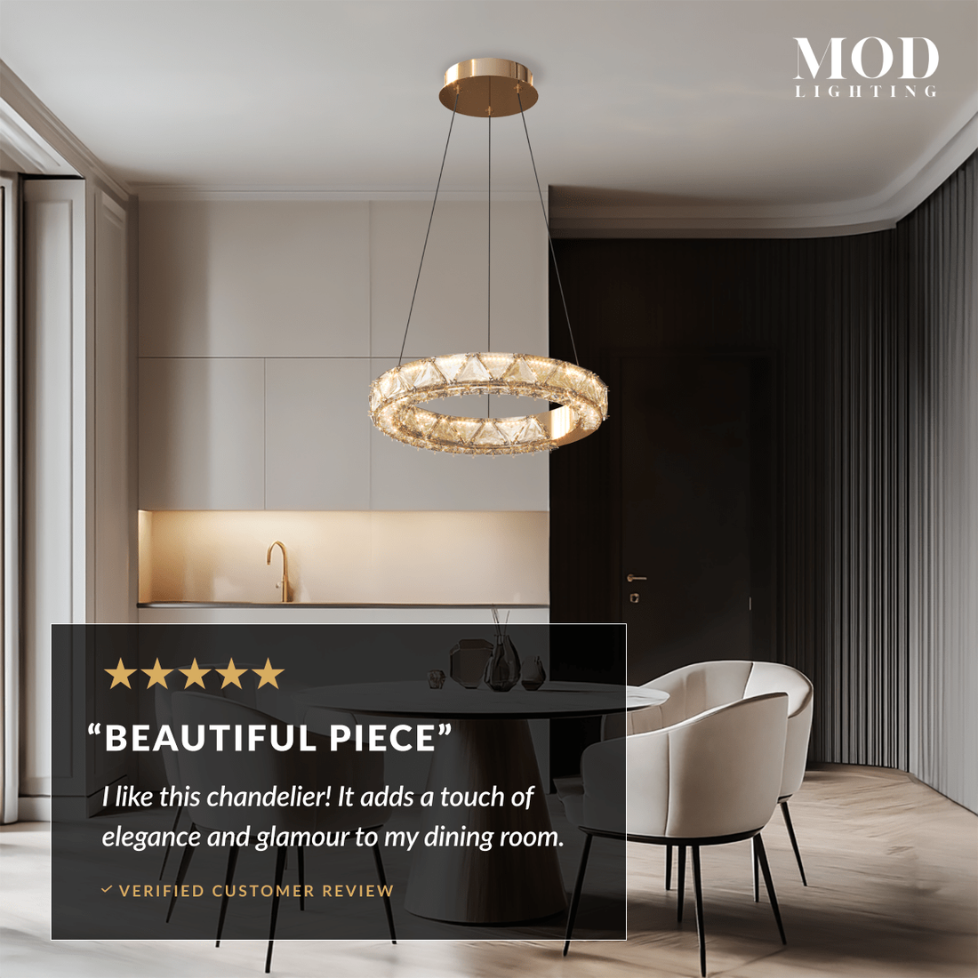 nowoczesny żyrandol z kryształem i wykończeniem rose‑gold